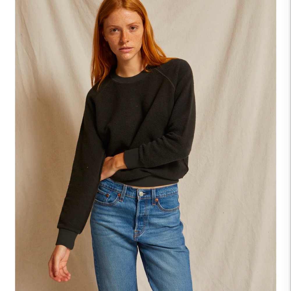 Perfect white tee ziggy sweatshirt in vintage black medium